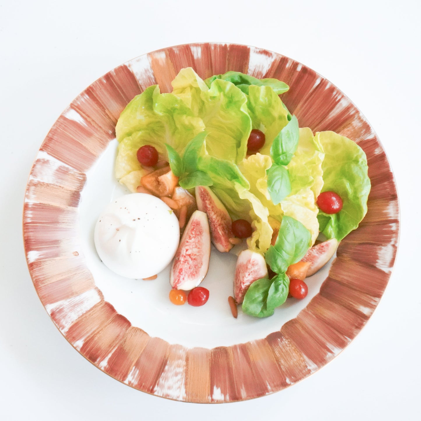 Burrata & baby fig salad