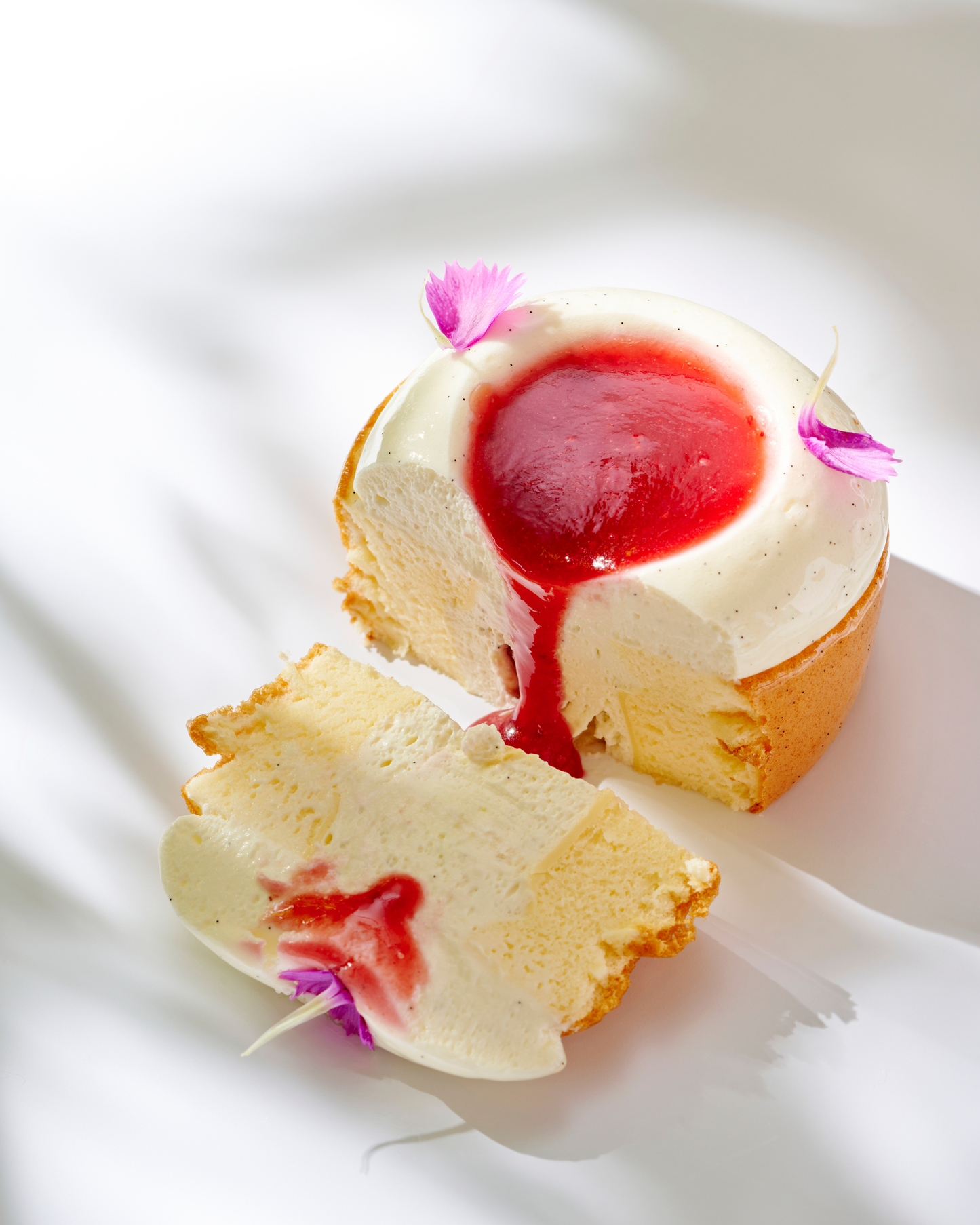 Vanilla & strawberry roll cake